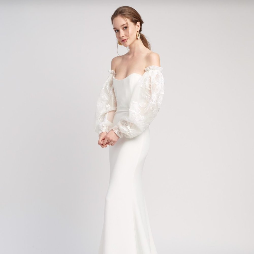 ALEXANDRA GRECCO REINE WHITE ORGANZA SLEEVES SIZE SMALL